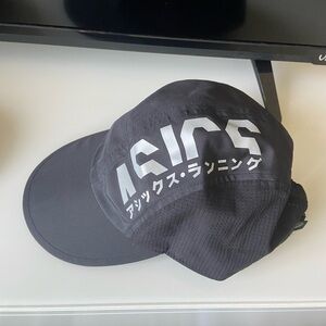 ASICS black running Cap